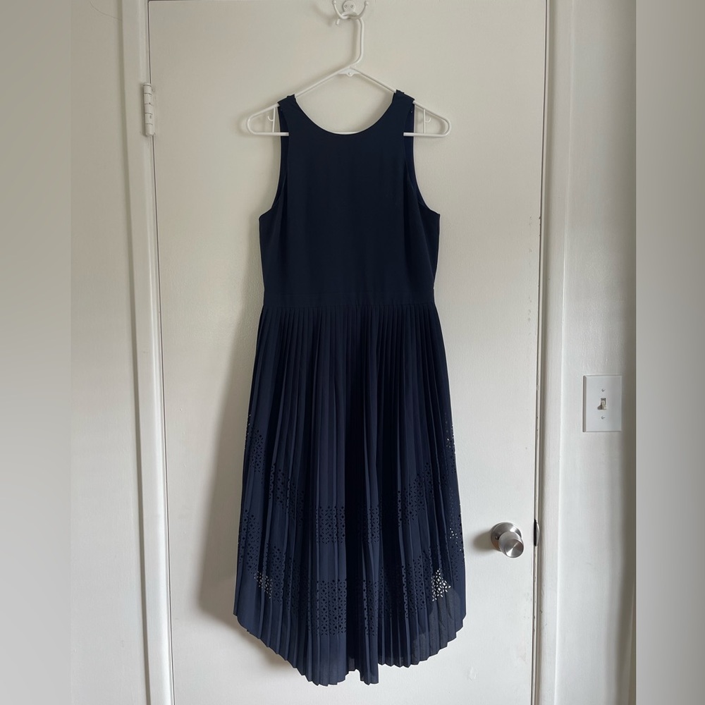 Banana Republic navy stencil dress